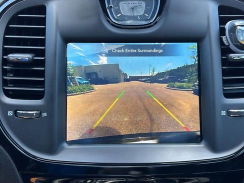 Used 2018 Chrysler 300 S w/ 300S Premium Group AWD/4WD image 22