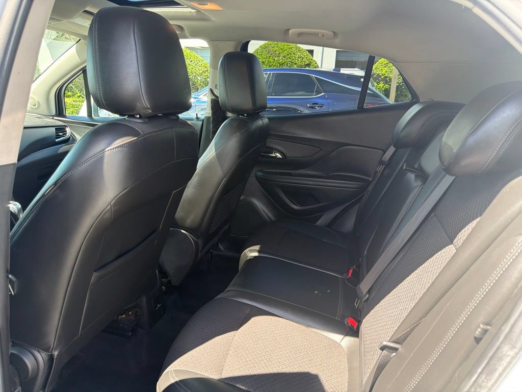 Used 2018 Buick Encore Preferred w/ Experience Buick Package AWD/4WD image 17