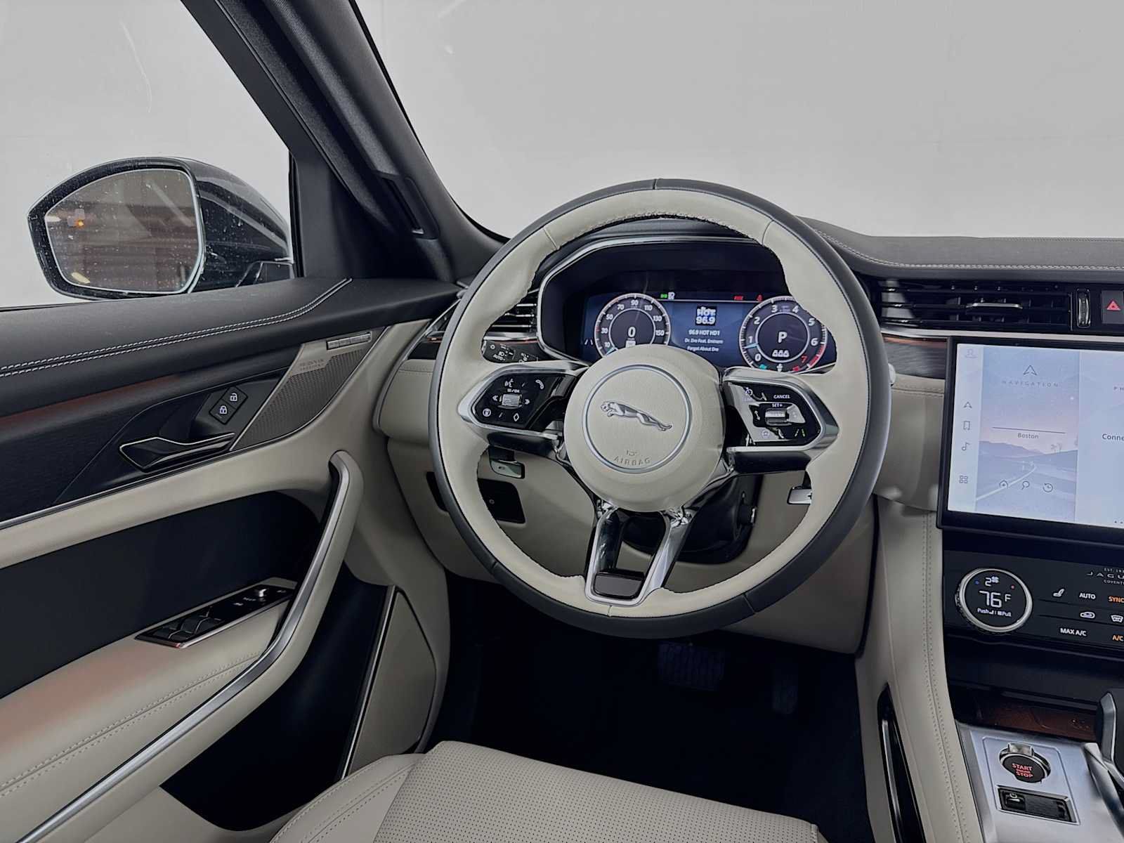 New 2025 Jaguar F-PACE R-Dynamic S AWD/4WD image 24