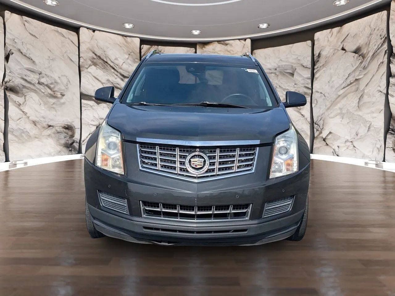 Used 2015 Cadillac SRX Luxury w/ Driver Awareness Package FWD image 19