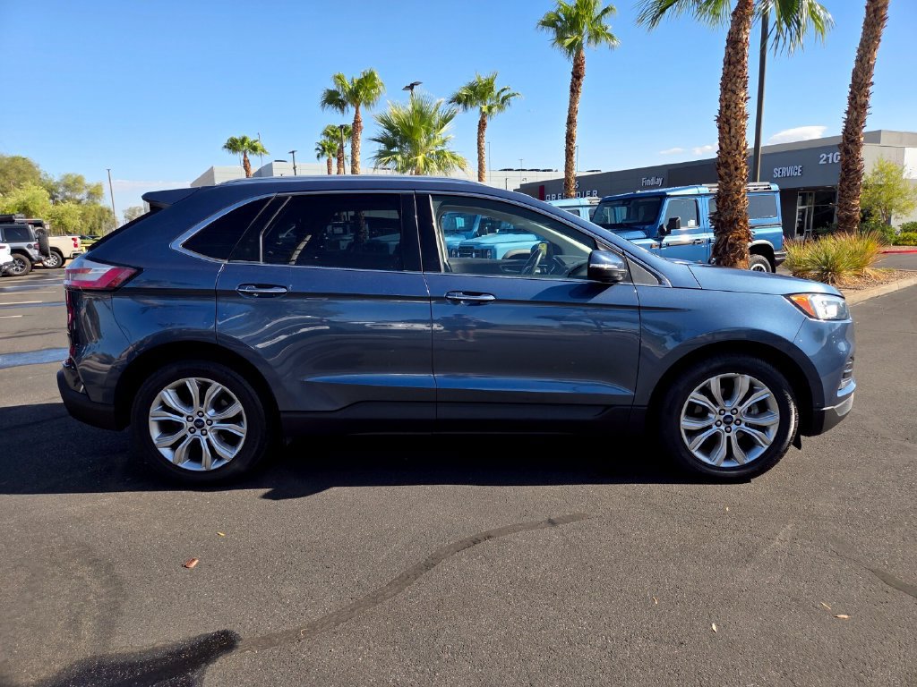 Used 2019 Ford Edge Titanium FWD image 7