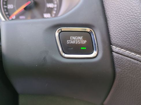 Certified 2023 GMC Acadia SLE w/ Driver Convenience Package image 16