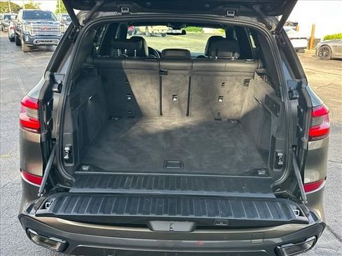 Used 2023 BMW X5 xDrive40i w/ M Sport Package AWD/4WD image 32