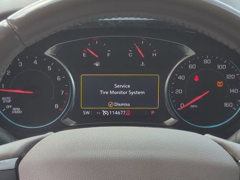 Used 2021 Chevrolet Traverse LT FWD image 7