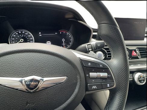 Used 2023 Genesis G70 2.0T RWD image 39