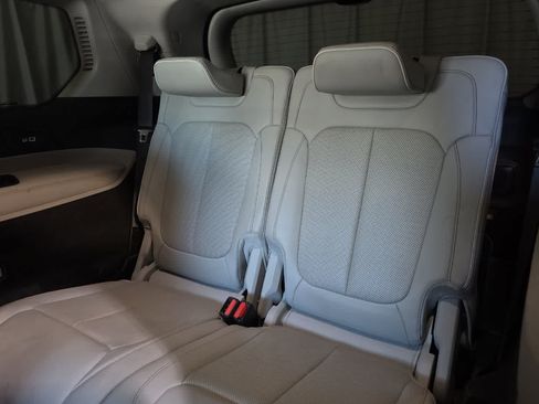 Used 2021 Jeep Grand Cherokee L Overland w/ Advanced Protech Group III AWD/4WD image 17
