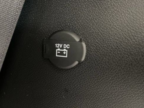 New 2026 Chrysler Pacifica Select AWD/4WD image 12