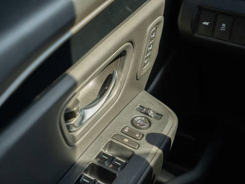 Used 2024 Honda Pilot Touring image 30