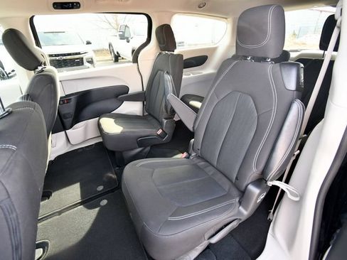 Used 2024 Chrysler Voyager LX FWD image 15