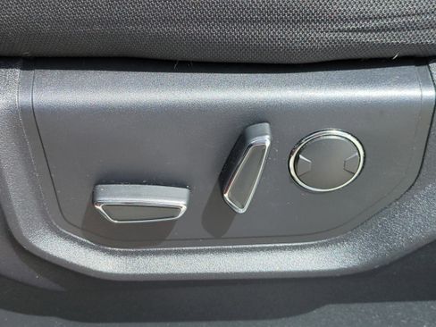 Used 2018 Ford F150 XLT w/ Equipment Group 302A Luxury image 21