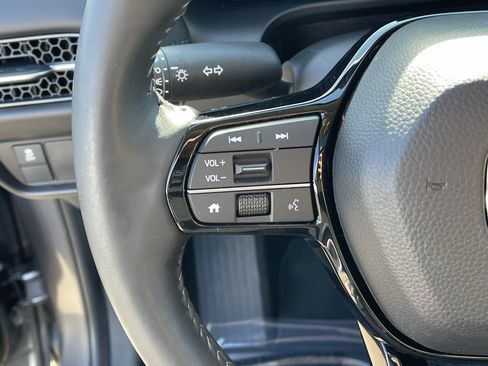 Used 2024 Honda HR-V EX-L image 23