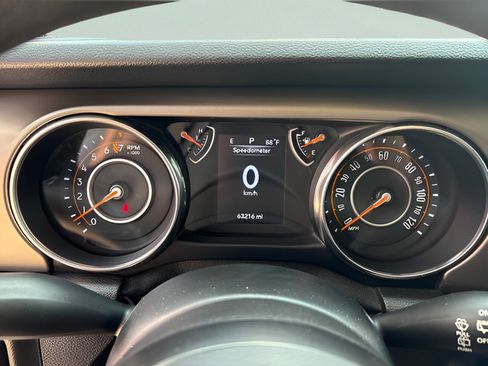 Used 2019 Jeep Wrangler Sport AWD/4WD image 15