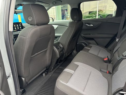 New 2026 Chevrolet Blazer LT image 12