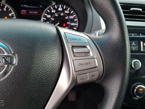 Used 2014 Nissan Altima 2.5 S FWD image 21