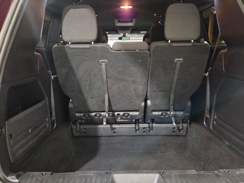 Used 2020 Dodge Grand Caravan SE image 18