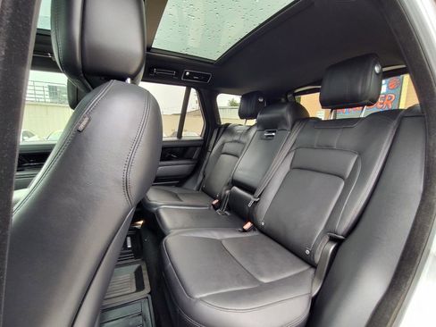 Used 2019 Land Rover Range Rover Supercharged AWD/4WD image 37