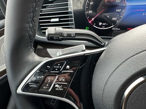 Used 2026 Mercedes-Benz GLS 450 4MATIC image 38