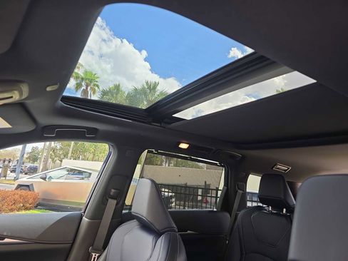 Certified 2026 INFINITI QX60 Sport w/ Dark Cargo Package image 25