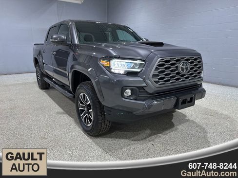 Certified 2023 Toyota Tacoma TRD Sport image 1