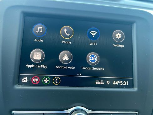 Used 2020 Chevrolet Equinox LS image 22