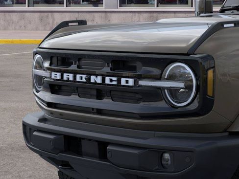 New 2026 Ford Bronco Outer Banks AWD/4WD image 19