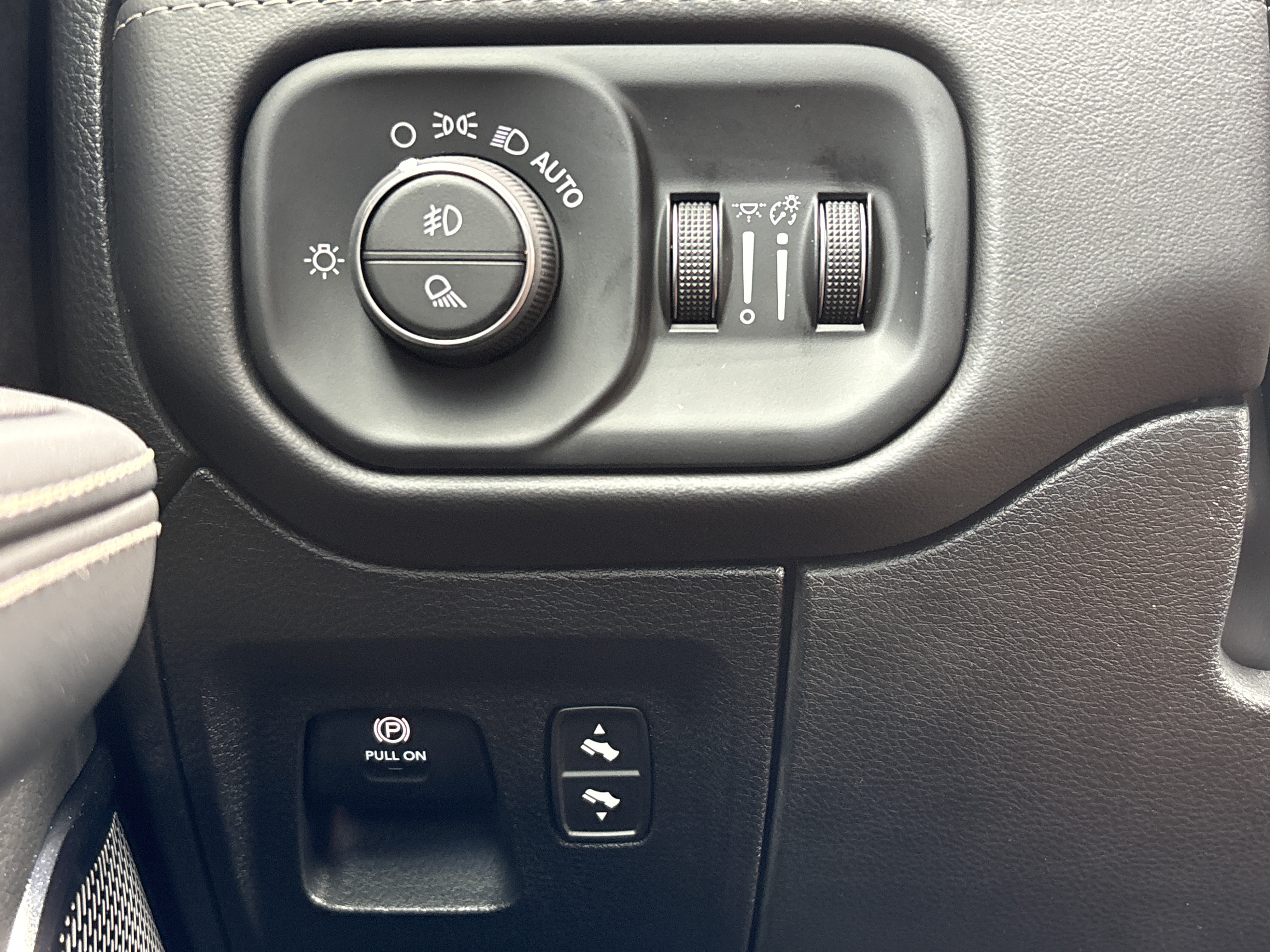 New 2027 RAM 1500 RHO w/ RHO Level 1 Equipment Group AWD/4WD image 33
