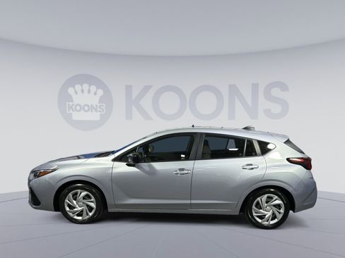 Used 2024 Subaru Impreza 2.0i AWD/4WD image 2