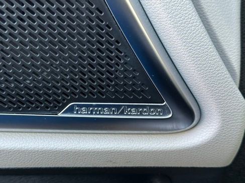 Used 2020 Kia Telluride SX w/ SX Prestige Package image 8