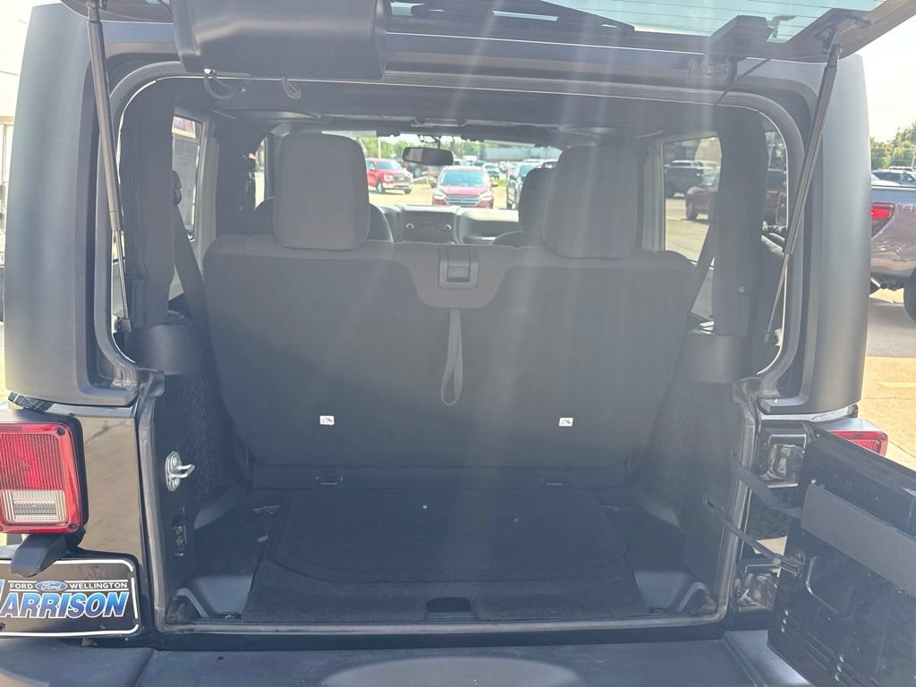 Used 2018 Jeep Wrangler Sport AWD/4WD image 24