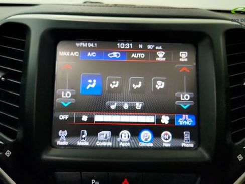 Used 2016 Jeep Cherokee Limited w/ Luxury Group FWD image 64