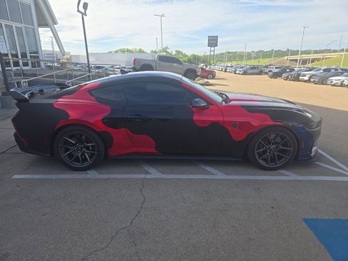 Used 2024 Ford Mustang Dark Horse w/ Dark Horse Handlin Package image 3