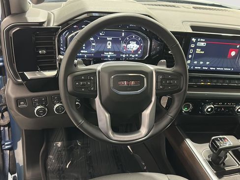 Used 2024 GMC Sierra 1500 SLT w/ SLT Premium Package image 9