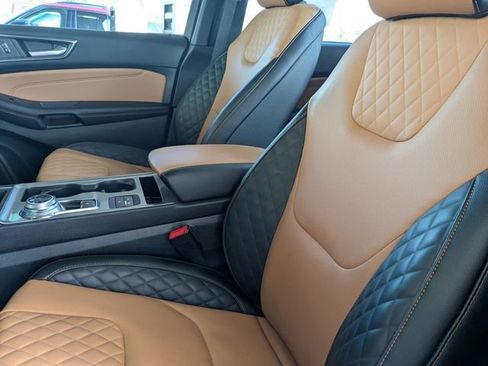 Used 2024 Ford Edge Titanium w/ Titanium Elite Package AWD/4WD image 27