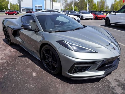 Used 2023 Chevrolet Corvette Stingray Preferred Cpe w/ 2LT RWD image 3