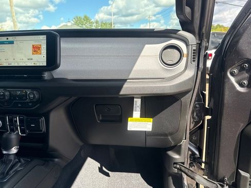 New 2026 Jeep Wrangler Unlimited Sport AWD/4WD image 27
