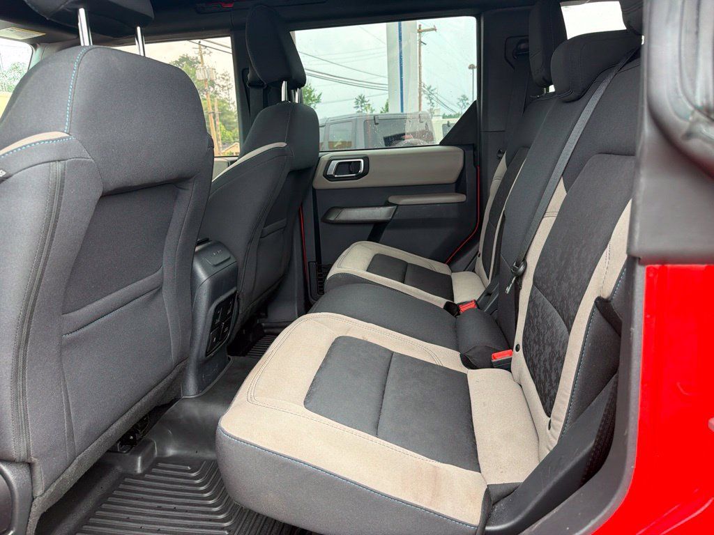 Used 2022 Ford Bronco Wildtrak AWD/4WD image 9