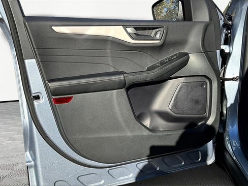 Used 2022 Ford Escape SE w/ Convenience Package image 23