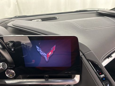 Used 2022 Chevrolet Corvette Stingray Preferred Conv image 12