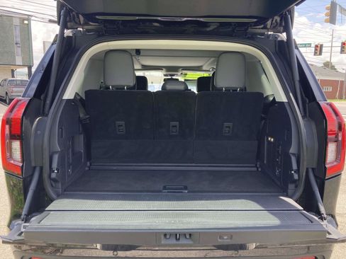 Used 2025 Ford Expedition Active RWD image 14