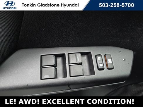 Used 2017 Toyota RAV4 LE image 10