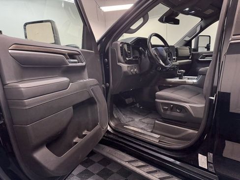 Used 2022 Chevrolet Silverado 1500 RST w/ Max Trailering Package image 10