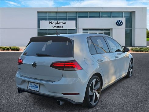 Used 2019 Volkswagen GTI SE image 4