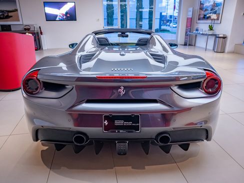 Certified 2017 Ferrari 488 Spider image 5