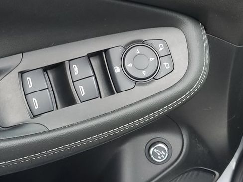 Certified 2023 Buick Encore GX Select w/ Sport Touring Package FWD image 16