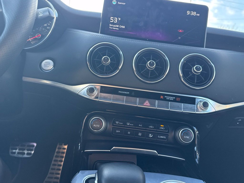 Used 2022 Kia Stinger GT2 AWD/4WD image 11