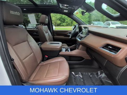 Used 2024 Chevrolet Tahoe High Country AWD/4WD image 29