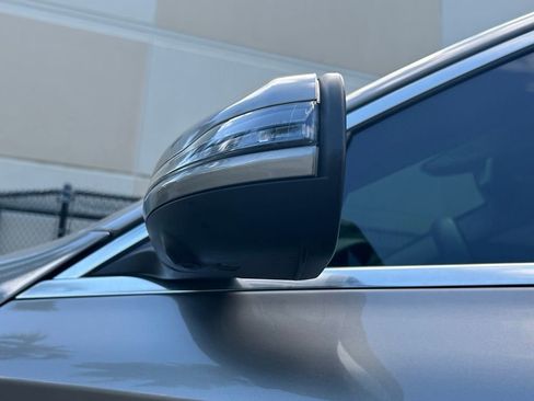 Used 2020 Mercedes-Benz C 300 Sedan image 32