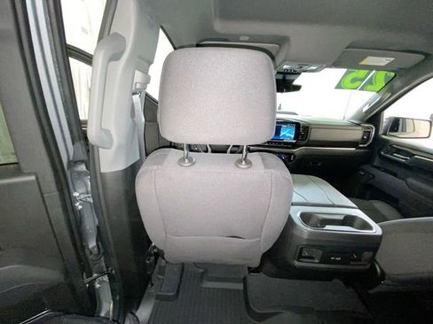 Used 2025 Chevrolet Silverado 1500 LT Trail Boss w/ Convenience Package II image 35