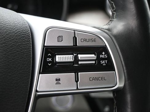 Used 2021 Kia Telluride SX w/ SX Prestige Package image 17