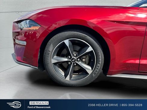 Used 2018 Ford Mustang Coupe RWD image 4